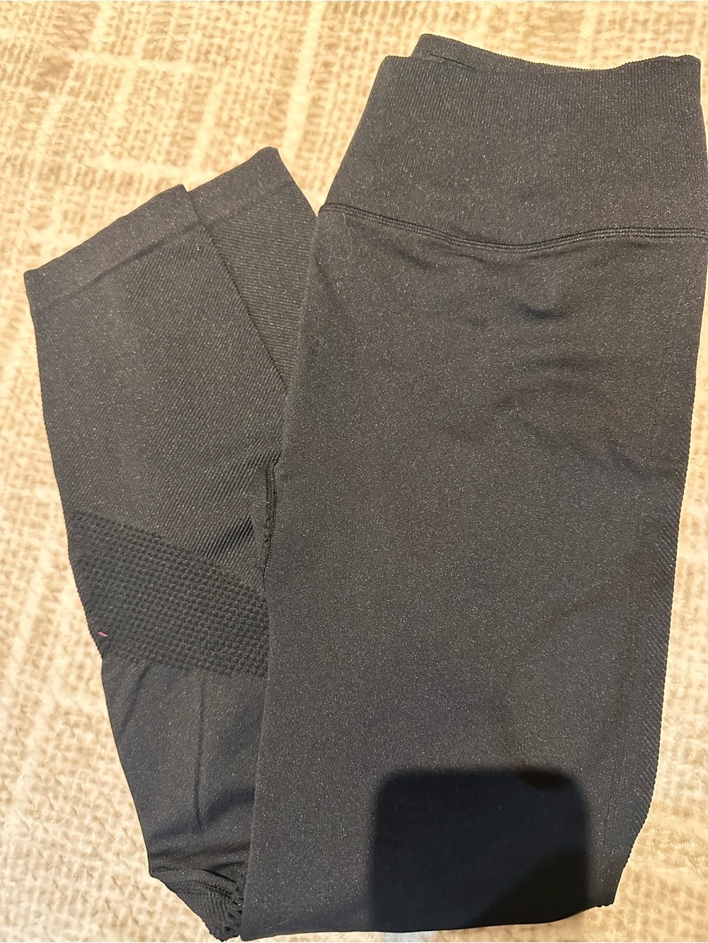Lululemon Black High-Rise Workout Leggings with Mesh Panels